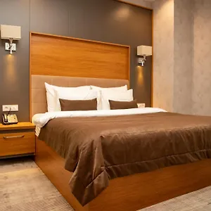 **** فندق Midtown أذربيجان