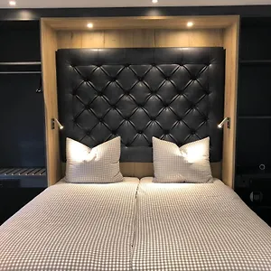 Deluxe **** ميونيخ